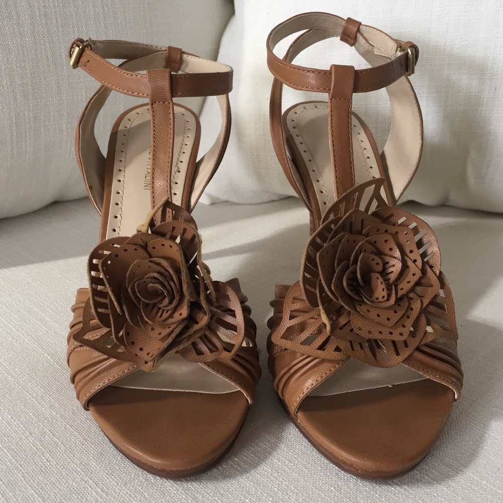Brown Adrienne Vittadini sandal heels